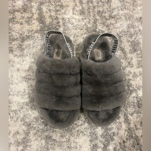 UGGS fluff yeah slide slipper
